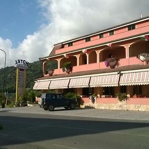 Hotel Lo Svincolo Falerna Exterior photo
